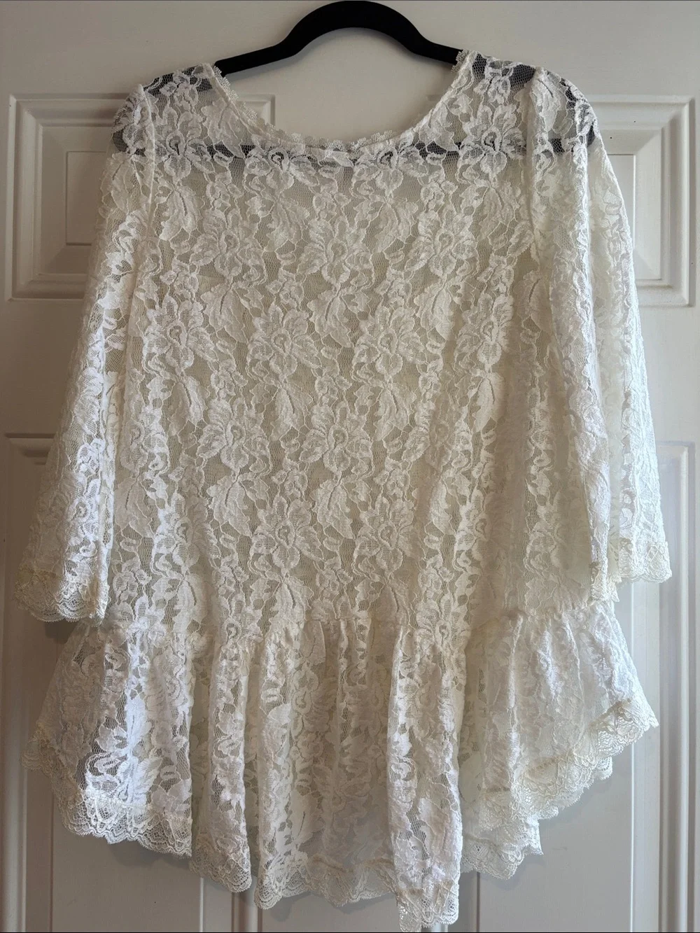 Free People Cream Floral Lace Scoop-Neck Peplum Tunic project piece